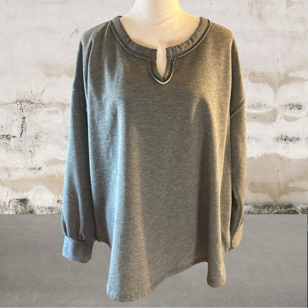 Lush Women's Gray Sweatshirt with Stylish Neckline Size 2X